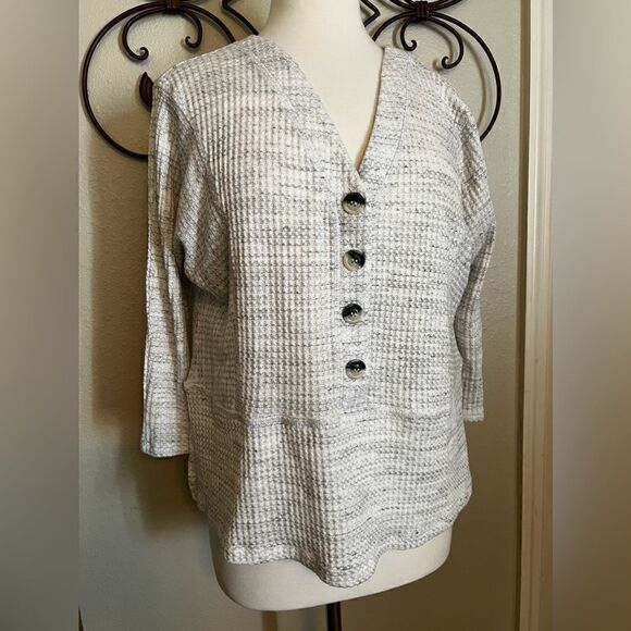 Sunday in Brooklyn Tunic Top Thermal Waffle Knit Button Front Cream Gray Size S - Picture 3 of 7